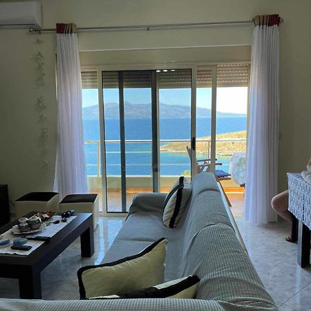 Cozy Sea Apartment Sarandë Eksteriør bilde