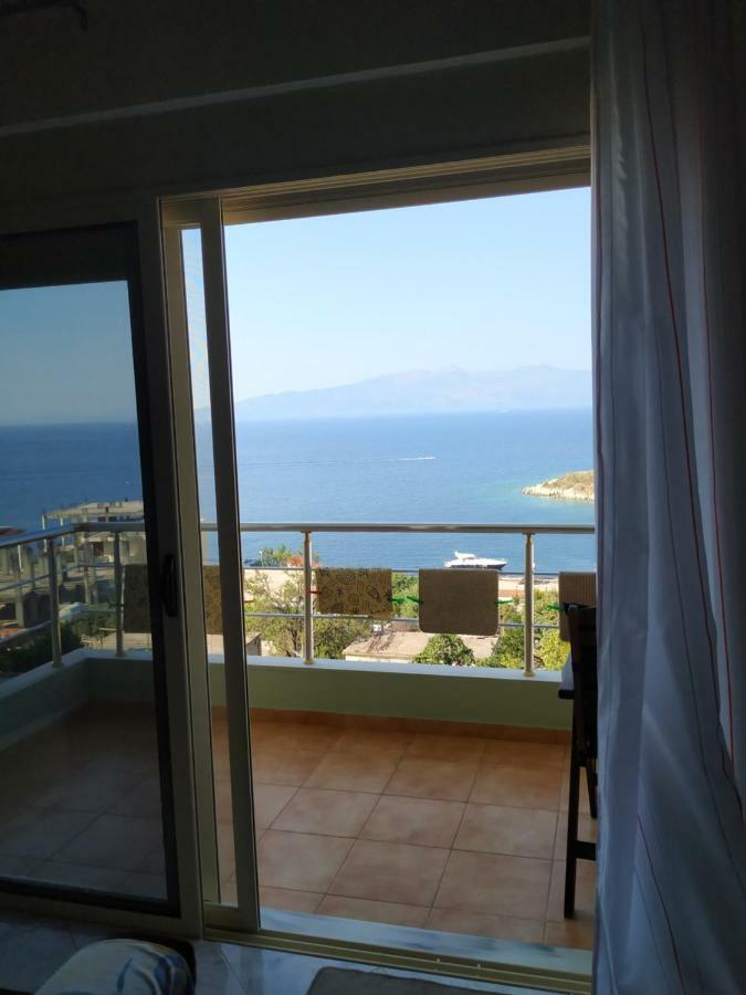 Cozy Sea Apartment Sarandë Eksteriør bilde
