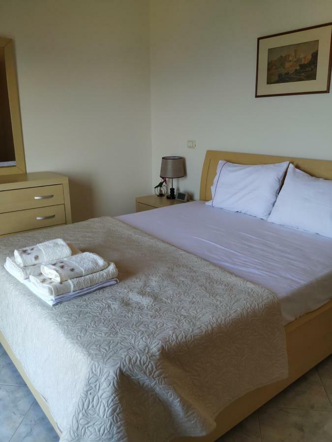 Cozy Sea Apartment Sarandë Eksteriør bilde