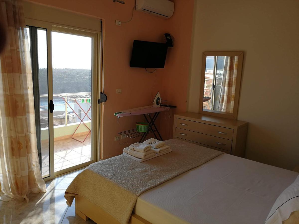Cozy Sea Apartment Sarandë Eksteriør bilde